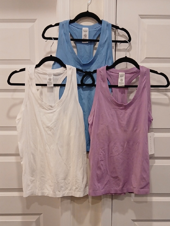 Athleta Tops - New Bundle Athleta Momentum Seamless Tank Size Large